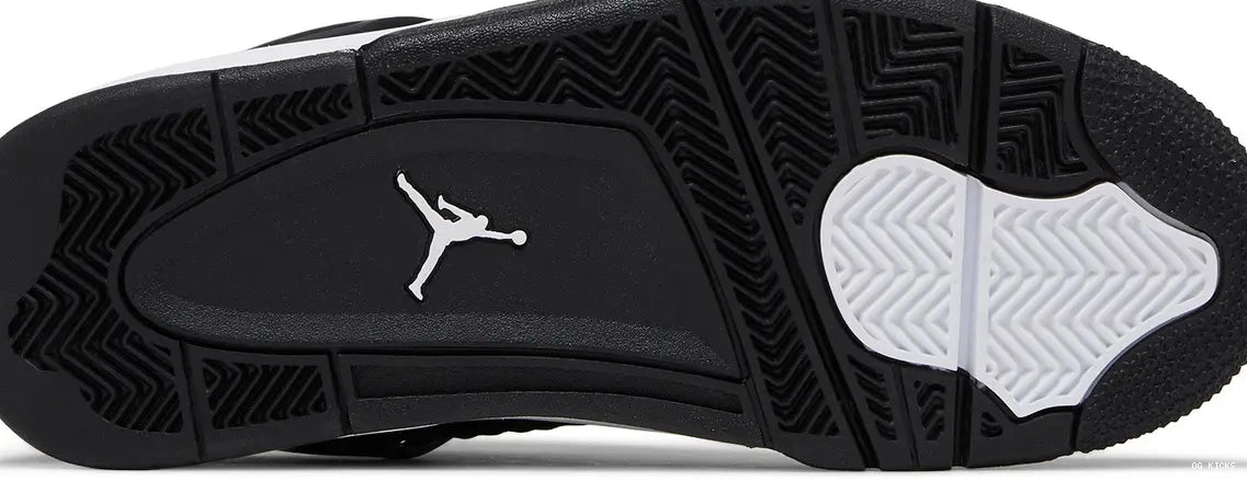 4 Thunder Jordan Retro GS White 0725